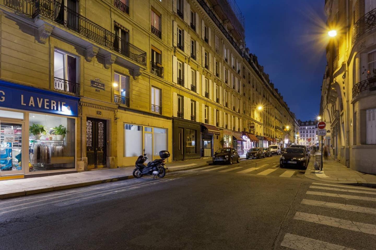 Chic Saint-Germain-Des-Pres Studio For 4 - Prime Location París Exterior foto